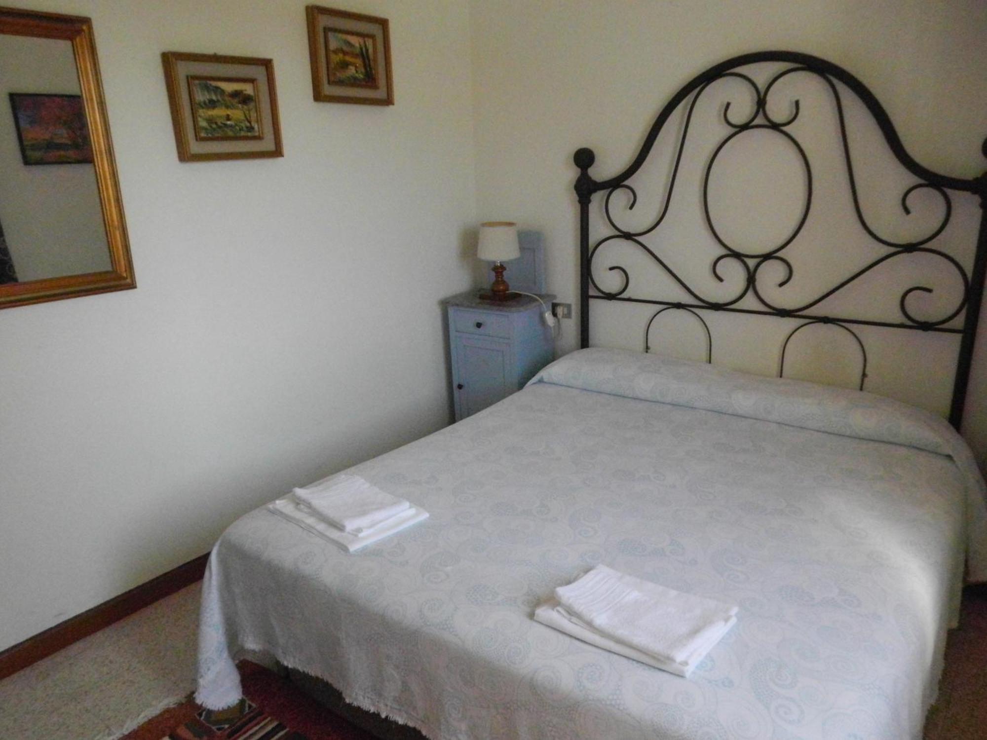 Residence Il Colle Collestrada Δωμάτιο φωτογραφία